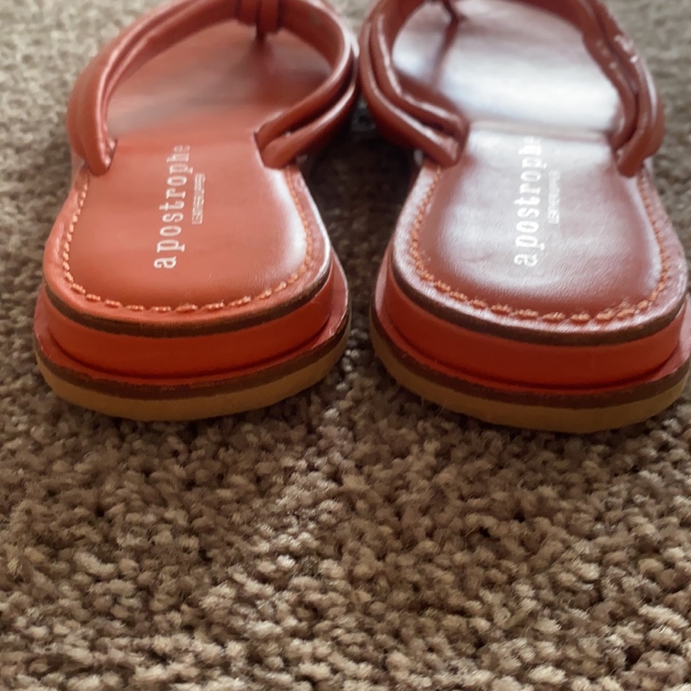 Women’s flip flops like new - Picture 3 of 3